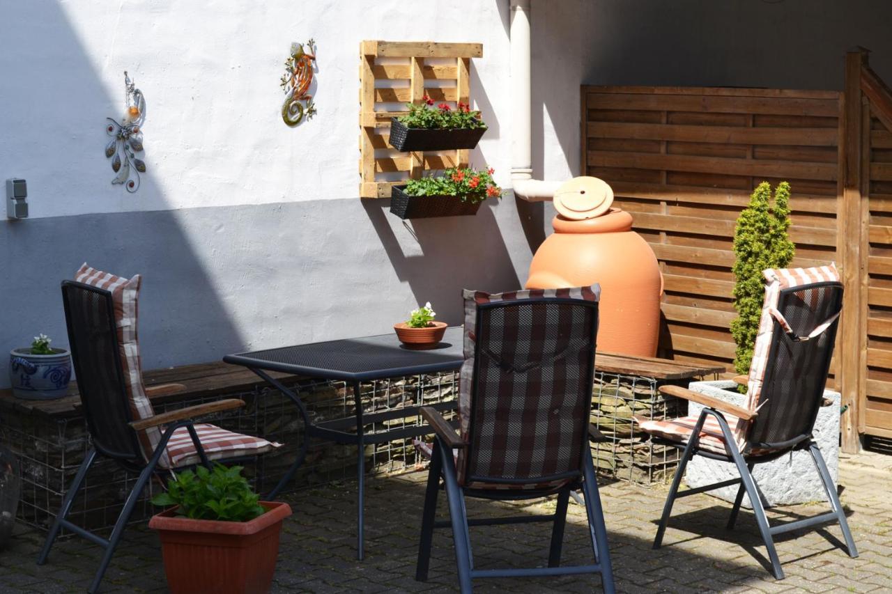 Weingut Mathy-Schanz Osann-Monzel Zewnętrze zdjęcie
